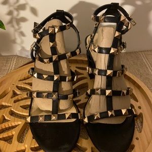 Jessica Simpson studded heel, great condition